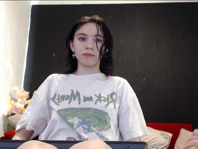 Danielle-Morina live cam on BongaCams