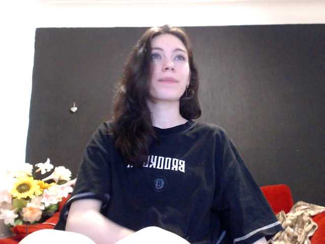 Danielle-Morina live cam on BongaCams