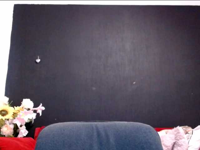 Danielle-Morina live cam on BongaCams