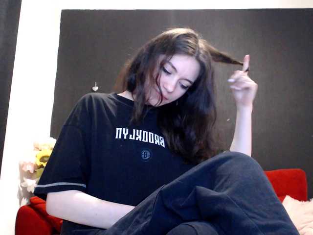 Danielle-Morina live cam on BongaCams