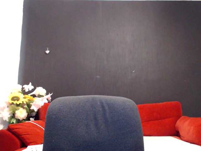 Danielle-Morina live cam on BongaCams