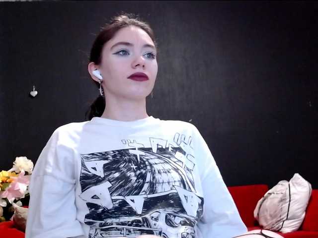 Danielle-Morina live cam on BongaCams