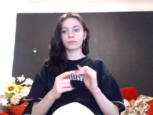Danielle-Morina live cam on BongaCams