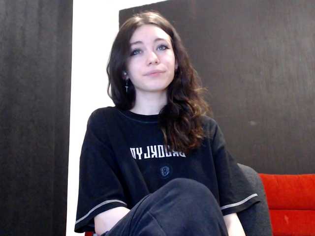 Danielle-Morina live cam on BongaCams