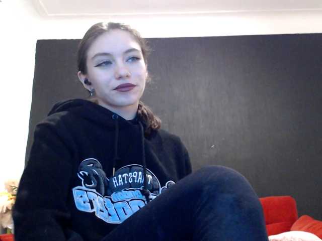Danielle-Morina live cam on BongaCams