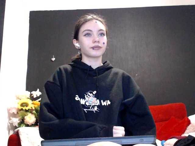 Danielle-Morina live cam on BongaCams