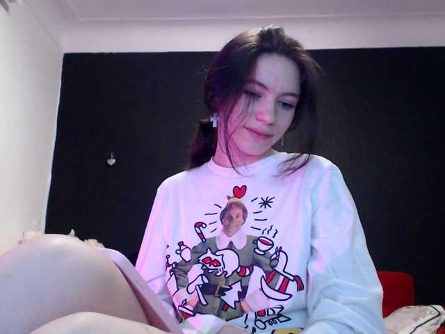 Danielle-Morina live cam on BongaCams