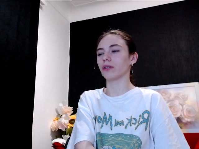 Danielle-Morina live cam on BongaCams