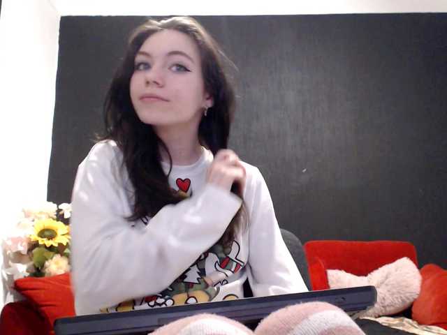 Danielle-Morina live cam on BongaCams