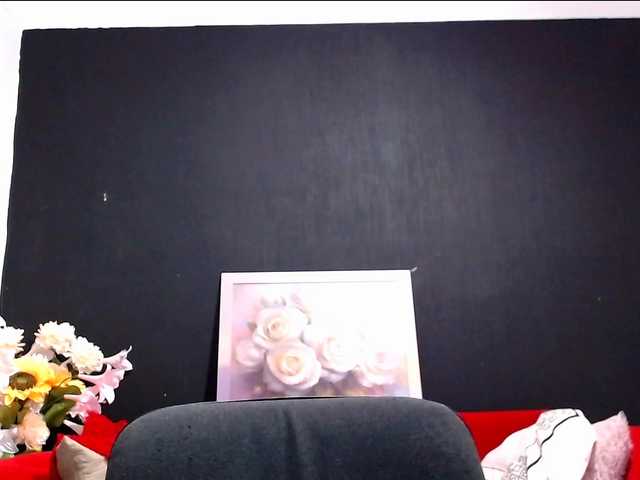 Danielle-Morina live cam on BongaCams
