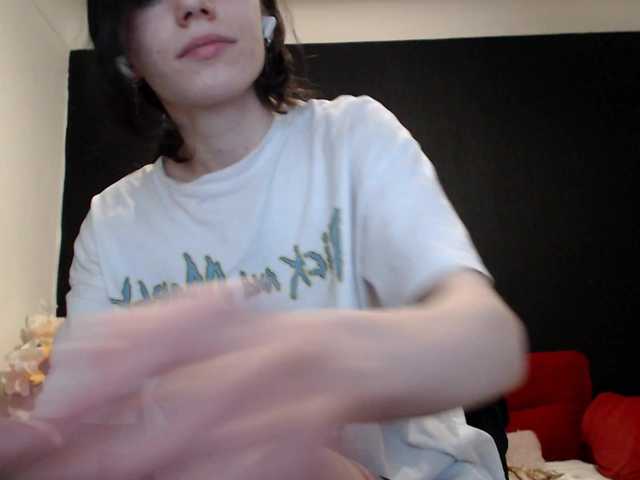 Danielle-Morina live cam on BongaCams