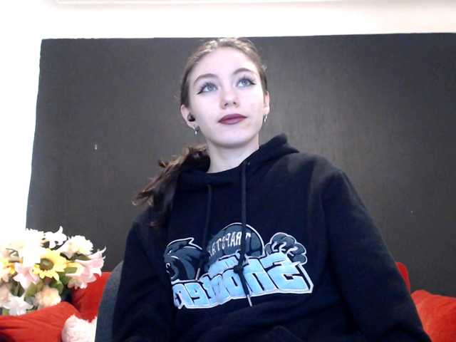 Danielle-Morina live cam on BongaCams