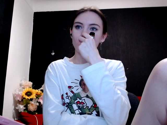 Danielle-Morina live webcam show