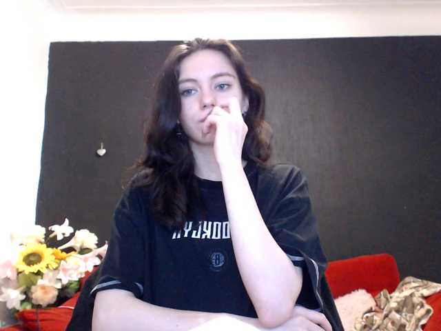 Danielle-Morina live cam on BongaCams