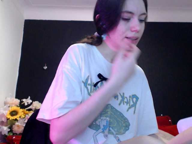 Danielle-Morina live cam on BongaCams