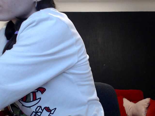 Danielle-Morina live cam on BongaCams