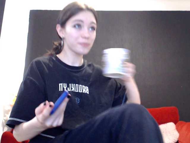 Danielle-Morina live cam on BongaCams