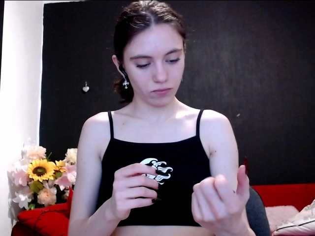 Danielle-Morina live cam on BongaCams