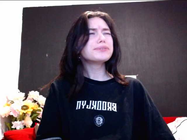 Danielle-Morina live cam on BongaCams