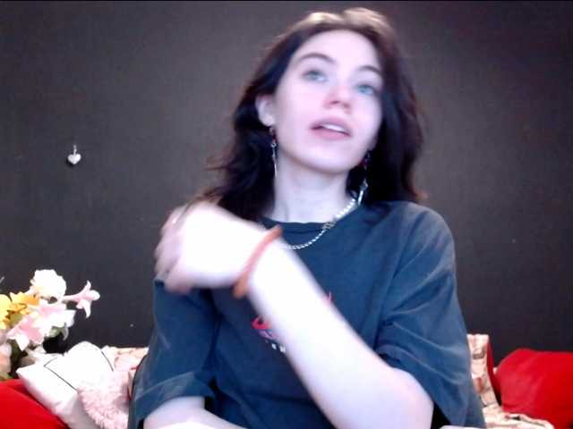 Danielle-Morina live cam on BongaCams