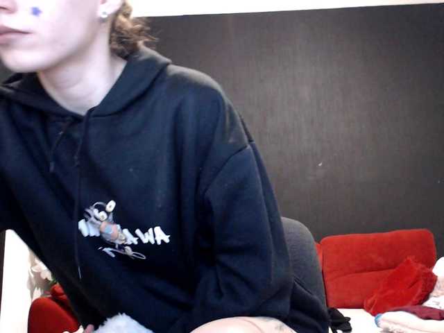 Danielle-Morina live cam on BongaCams