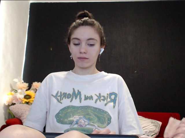 Danielle-Morina live cam on BongaCams