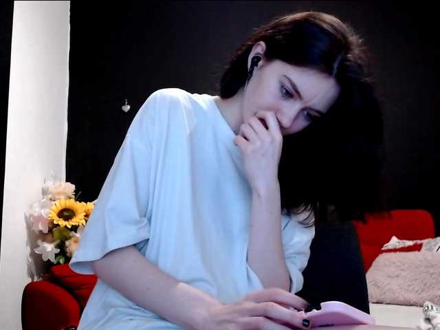 Danielle-Morina live webcam show