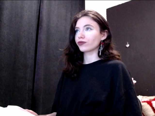 Danielle-Morina live cam on BongaCams