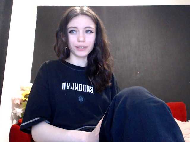 Danielle-Morina live cam on BongaCams