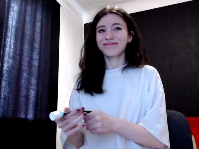 Danielle-Morina live webcam show