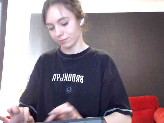 Danielle-Morina webcam