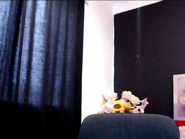 Danielle-Morina webcam