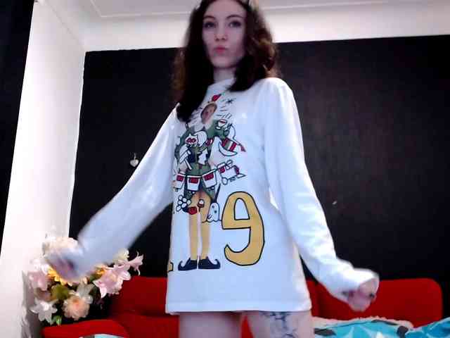 danielle-morina's live room