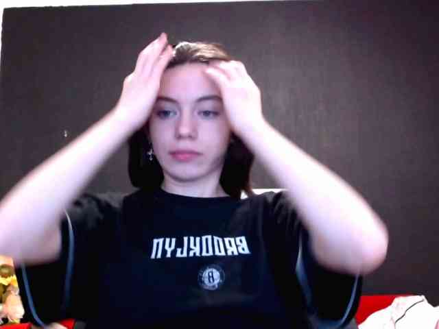 Danielle-Morina Sex Cam Show