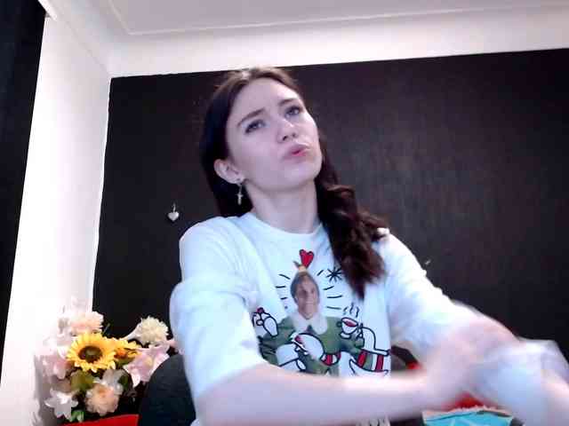 danielle-morina's live room