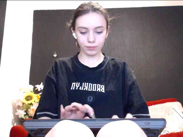 Danielle-Morina webcam