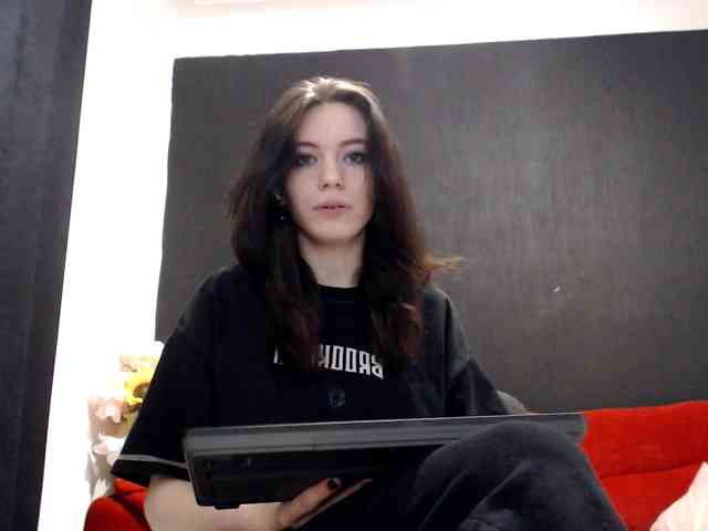 Danielle-Morina webcam