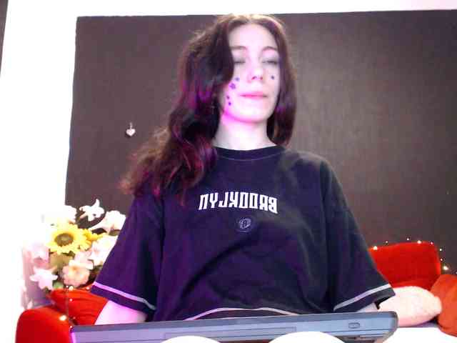 Danielle-Morina webcam