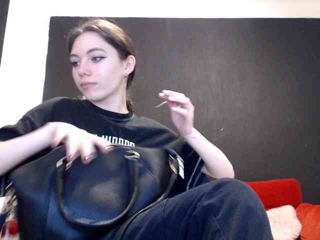 Danielle-Morina webcam