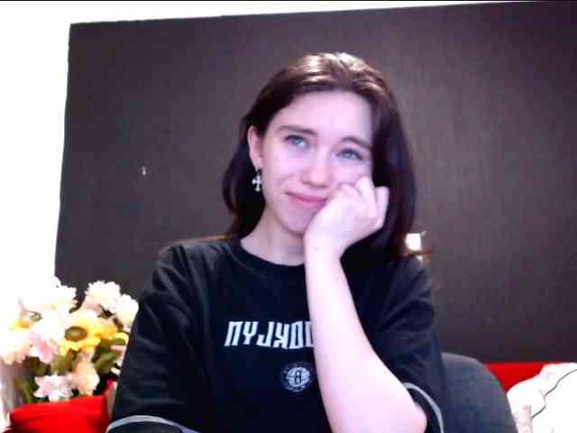 Danielle-Morina Sex Cam Show