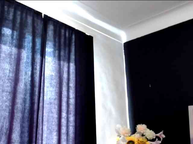 Danielle-Morina webcam