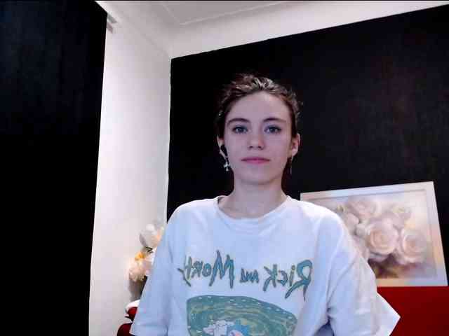 Danielle-Morina Sex Cam Show