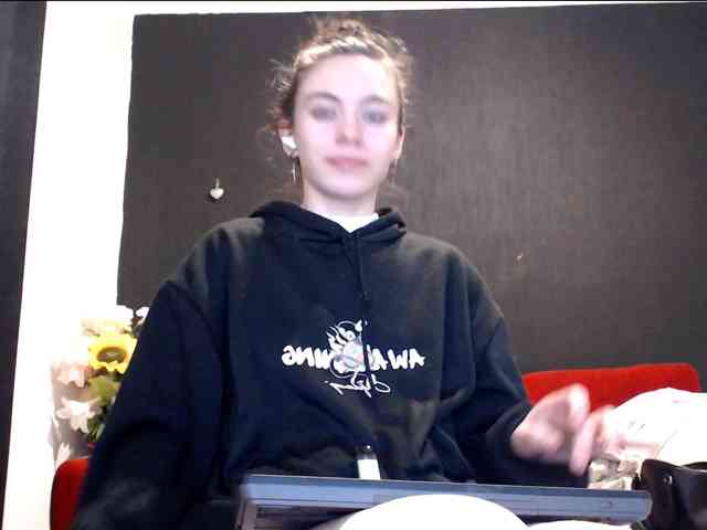 Danielle-Morina's webcam live show