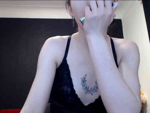 Danielle-Morina webcam