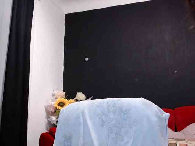 Danielle-Morina webcam