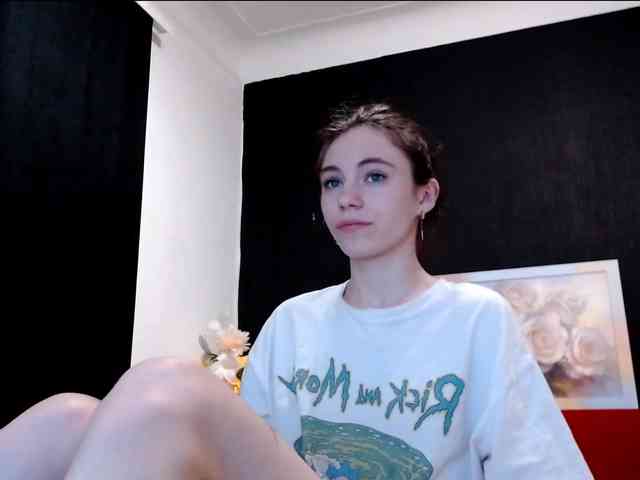 Danielle-Morina Sex Cam Show