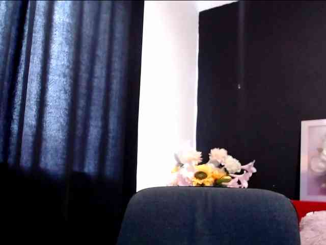 Danielle-Morina webcam