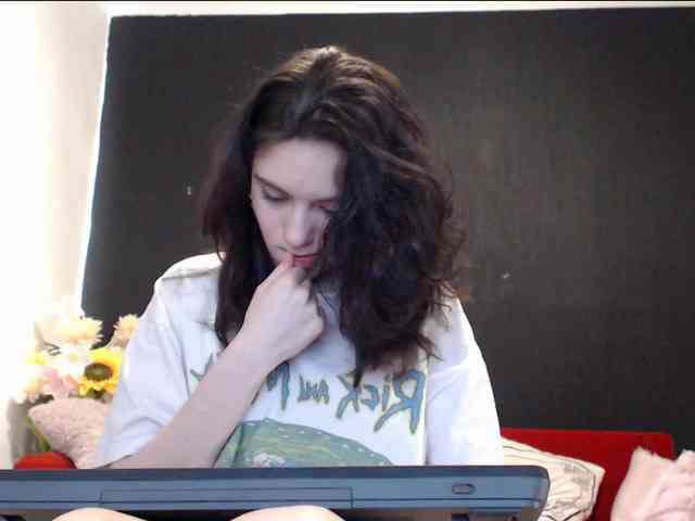 Danielle-Morina webcam