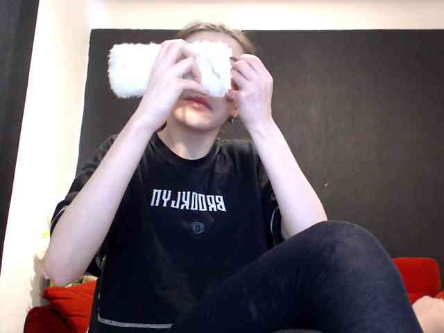 Danielle-Morina webcam