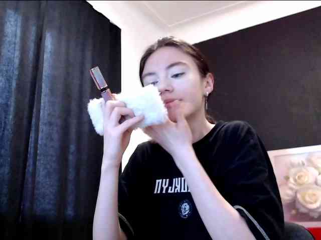 Danielle-Morina webcam